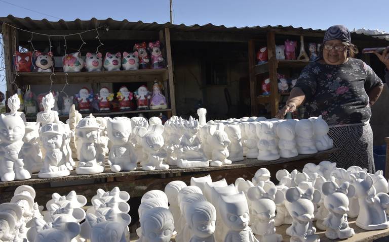 como hacer moldes de yeso para figuras  Escultura de león, Moldes de yeso,  Como hacer moldes